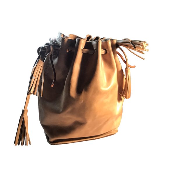 MONSERAT De LUCCA Sacha Beige Sand LEATHER Tassel Drawstring Fringe Bucket Bag! - Picture 3 of 13